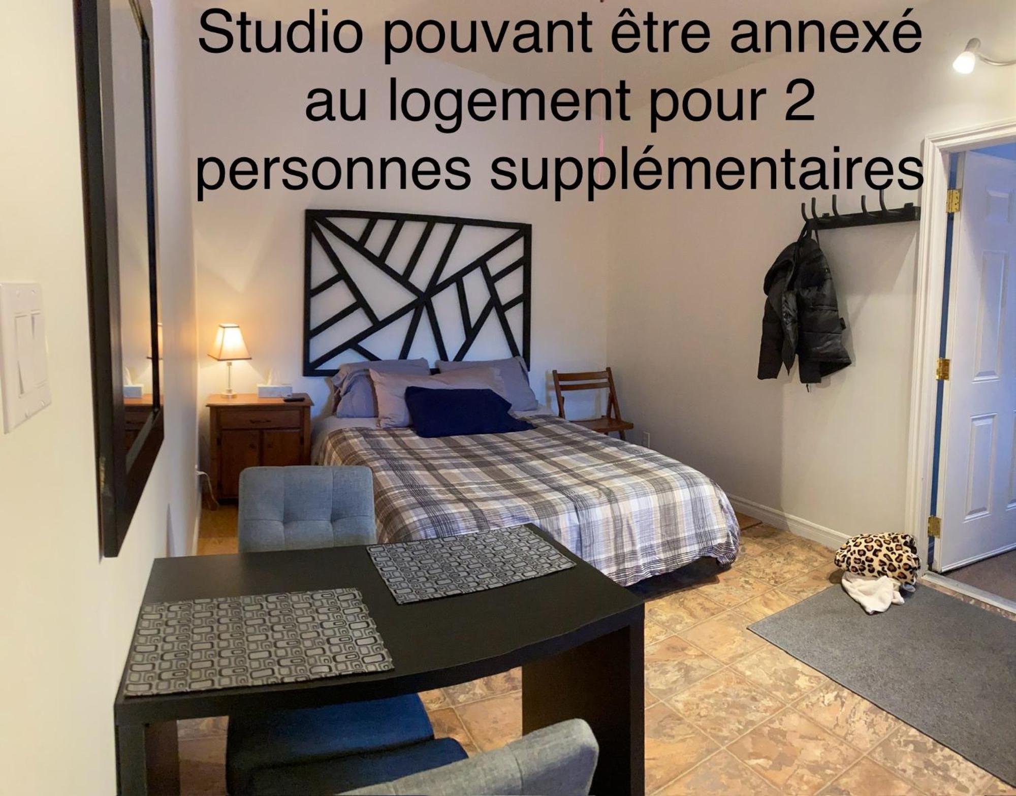 Logement 3 ,5 Entierement Prive Lac-Mégantic Kültér fotó
